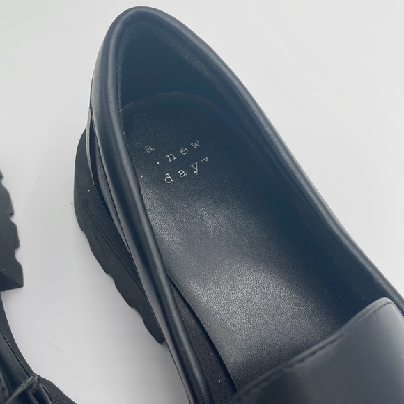 A New Day Black Loafers - Picture 2 of 4